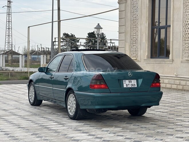 Mercedes C 230 1998, 279,989 km - 2.3 l - Saatlı