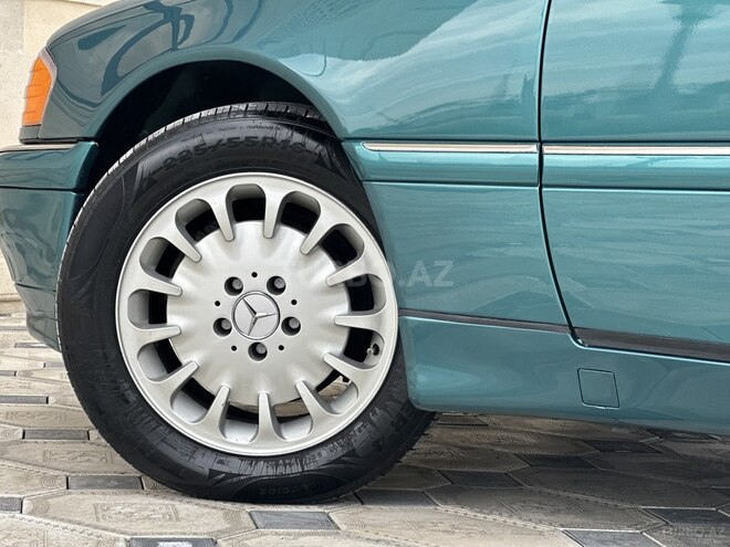 Mercedes C 230 1998, 279,989 km - 2.3 l - Saatlı