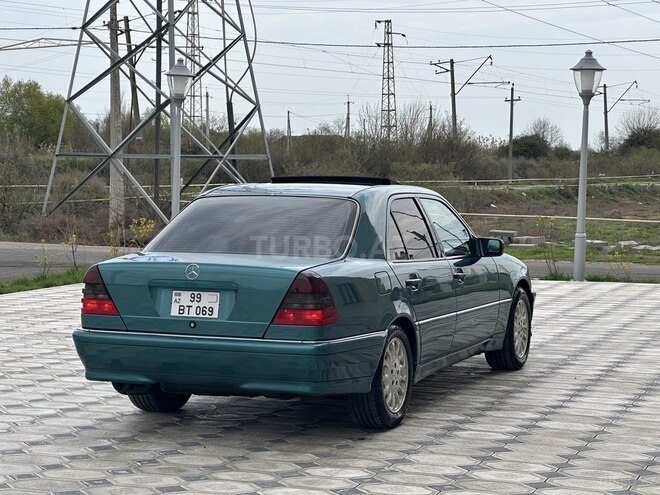 Mercedes C 230 1998, 279,989 km - 2.3 l - Saatlı