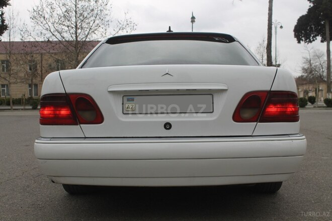 Mercedes E 220 d 1999, 516,394 km - 2.2 l - İmişli