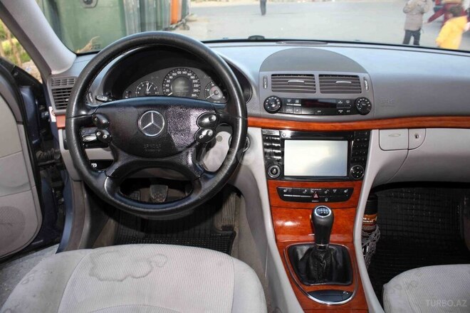 Mercedes E 220 d 2007, 300,000 km - 2.2 l - Bakı