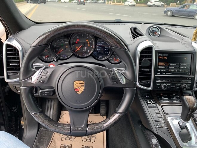 Porsche Cayenne GTS 2013, 233,000 km - 3.6 l - Bakı