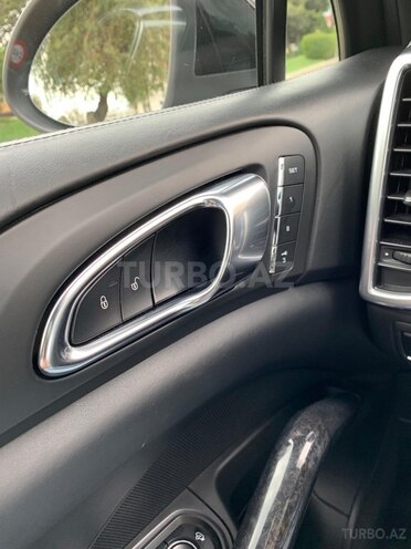 Porsche Cayenne GTS 2013, 233,000 km - 3.6 l - Bakı