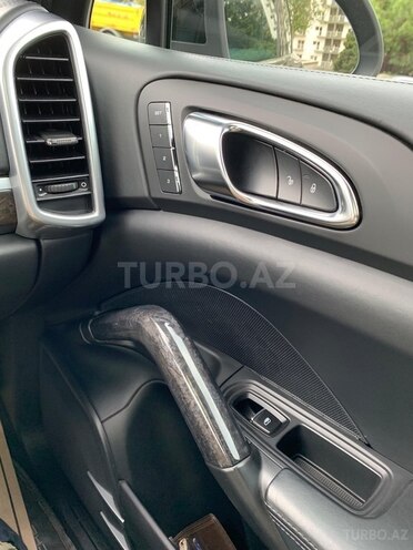 Porsche Cayenne GTS 2013, 233,000 km - 3.6 l - Bakı