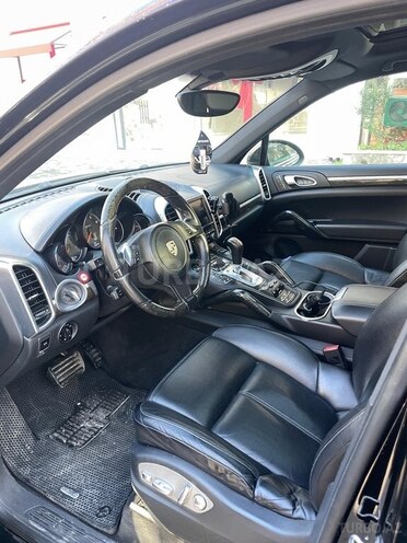 Porsche Cayenne GTS 2013, 233,000 km - 3.6 l - Bakı