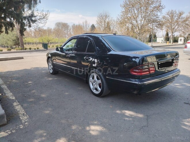 Mercedes E 320 2001, 300,000 km - 3.2 l - Gəncə