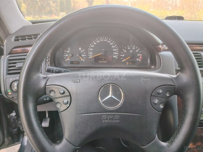 Mercedes E 320 2001, 300,000 km - 3.2 l - Gəncə