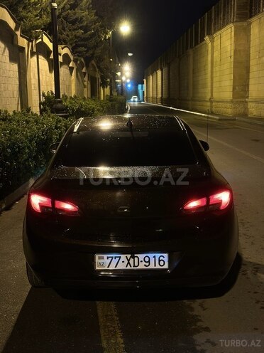 Opel Astra 2015, 171,000 km - 1.6 л - Bakı