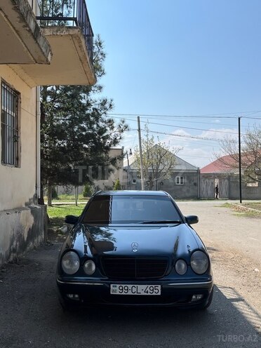 Mercedes E 220 d 2001, 436,000 km - 2.2 л - Gəncə