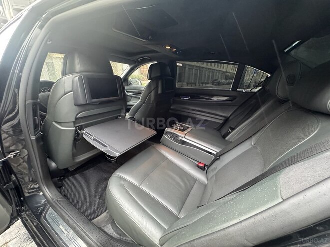 BMW 750 2011, 225,000 km - 4.4 l - Bakı
