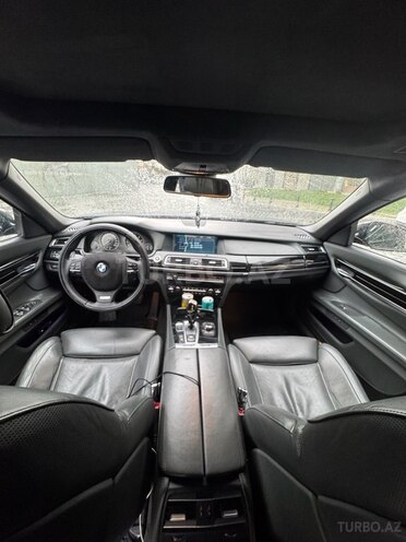 BMW 750 2011, 225,000 km - 4.4 l - Bakı