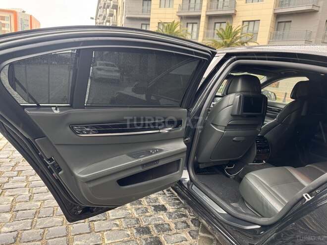 BMW 750 2011, 225,000 km - 4.4 l - Bakı