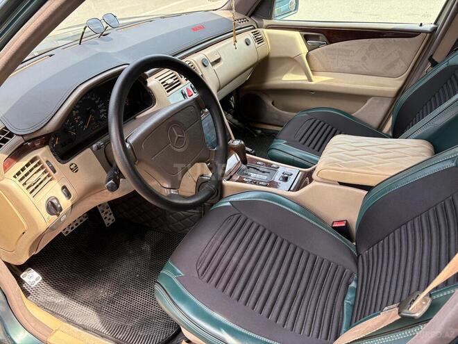 Mercedes E 230 1996, 353,000 km - 2.3 l - Bakı