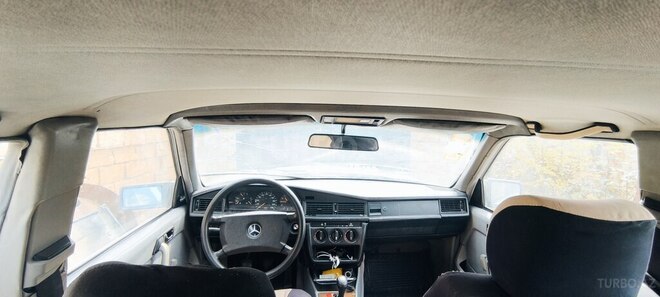 Mercedes E 180 1992, 581,150 km - 1.8 l - Bakı