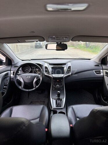 Hyundai Avante 2015, 175,000 km - 1.6 л - Bakı