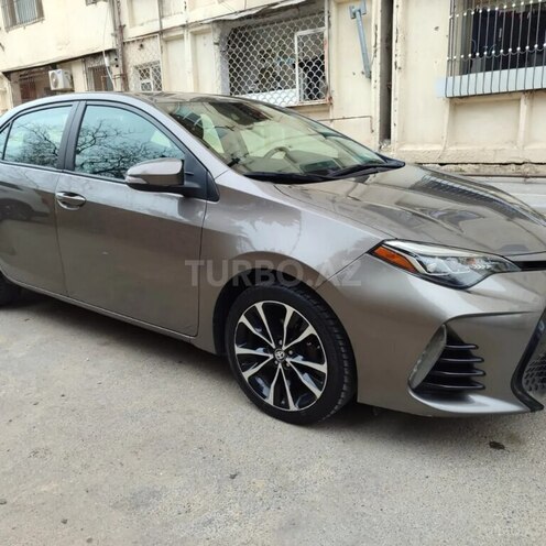 Toyota Corolla 2017, 109,000 km - 1.8 l - Bakı