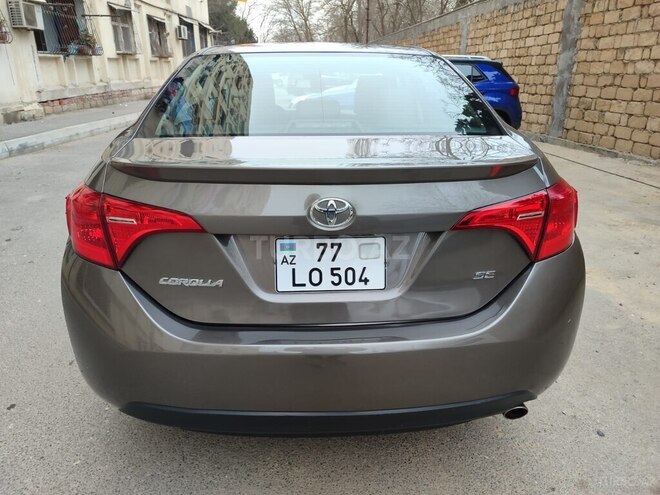 Toyota Corolla 2017, 109,000 km - 1.8 l - Bakı