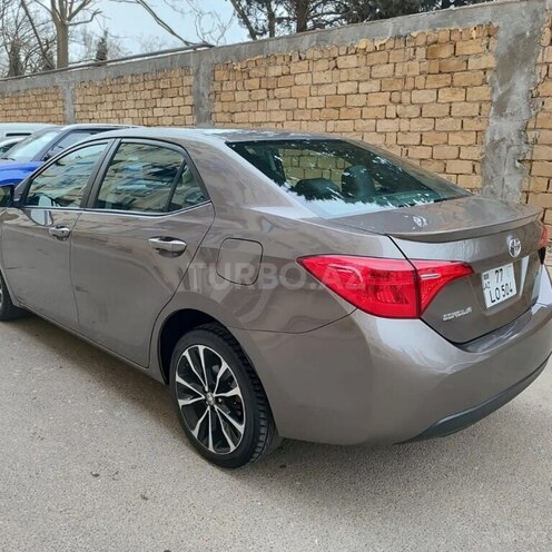 Toyota Corolla 2017, 109,000 km - 1.8 l - Bakı