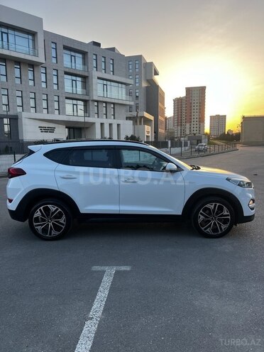 Hyundai Tucson 2015, 194,000 km - 1.7 l - Bakı