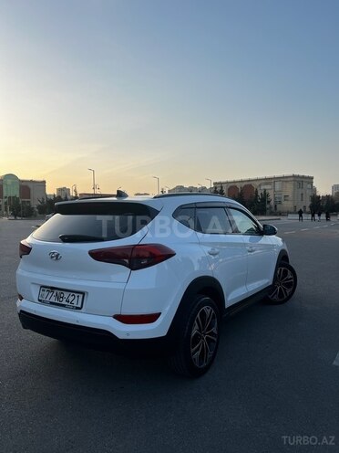 Hyundai Tucson 2015, 194,000 km - 1.7 l - Bakı