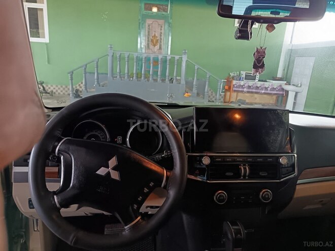 Mitsubishi Pajero 2007, 250,000 km - 3.0 l - İmişli