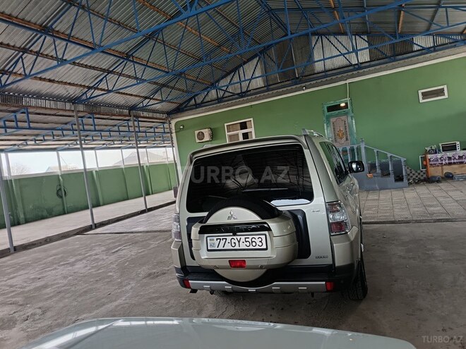 Mitsubishi Pajero 2007, 250,000 km - 3.0 l - İmişli