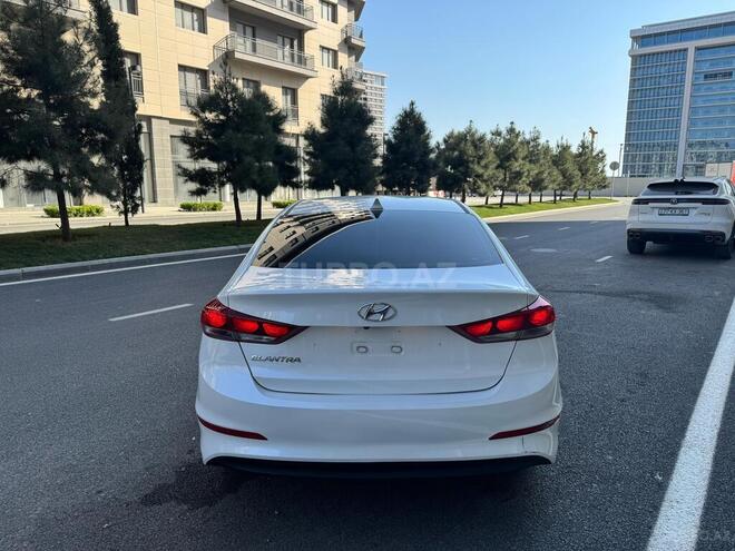 Hyundai Elantra 2017, 80,999 km - 2.0 l - Bakı