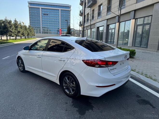 Hyundai Elantra 2017, 80,999 km - 2.0 l - Bakı