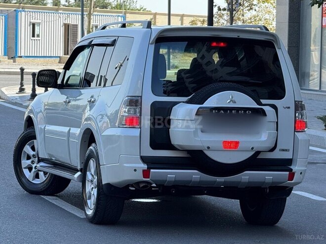 Mitsubishi Pajero 2013, 160,000 km - 3.5 l - Bakı