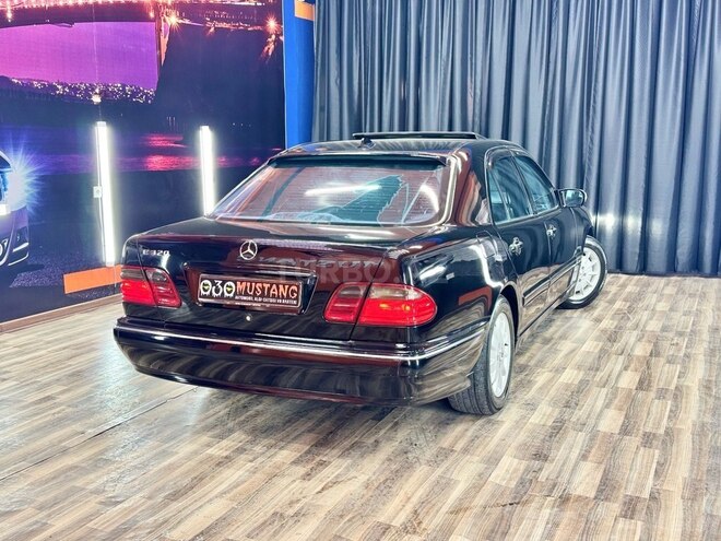 Mercedes E 320 2000, 195,680 km - 3.2 l - Sumqayıt