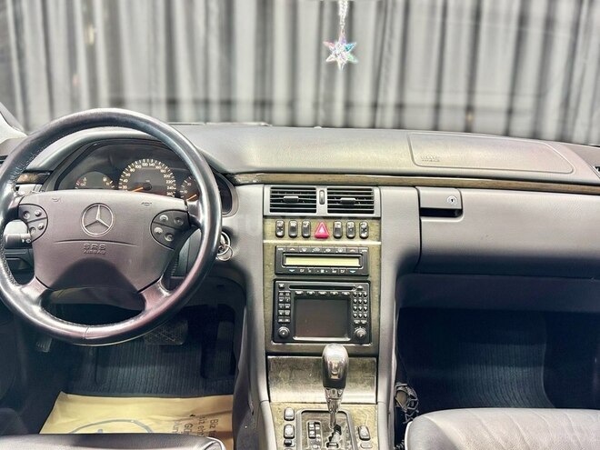 Mercedes E 320 2000, 195,680 km - 3.2 l - Sumqayıt