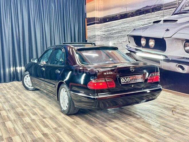 Mercedes E 320 2000, 195,680 km - 3.2 l - Sumqayıt