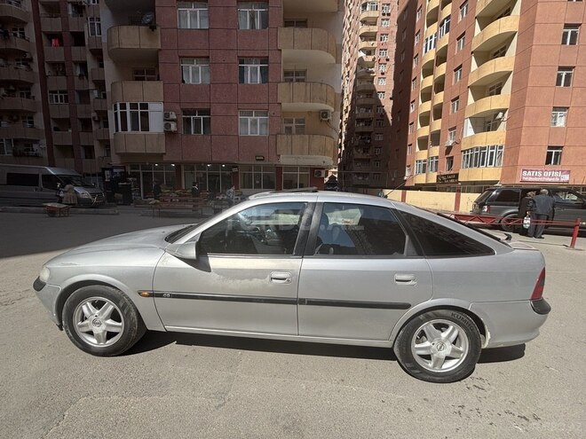 Opel Vectra 1998, 338,000 km - 2.0 l - Bakı