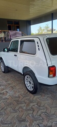 LADA (VAZ) Niva 2017, 66,000 km - 1.7 l - Saatlı