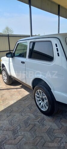 LADA (VAZ) Niva 2017, 66,000 km - 1.7 l - Saatlı
