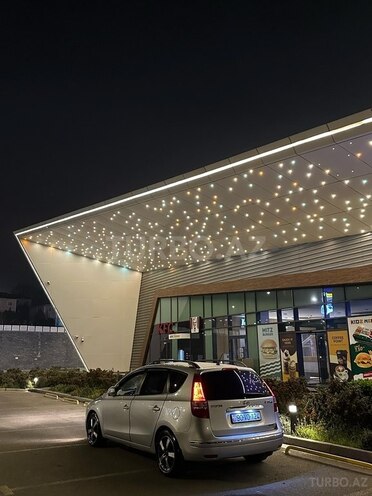 Hyundai i30 2009, 175,000 km - 1.6 л - Bakı