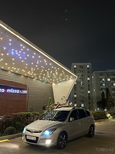 Hyundai i30 2009, 175,000 km - 1.6 л - Bakı
