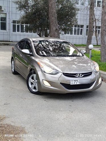 Hyundai Elantra 2013, 194,731 km - 1.8 l - Bakı