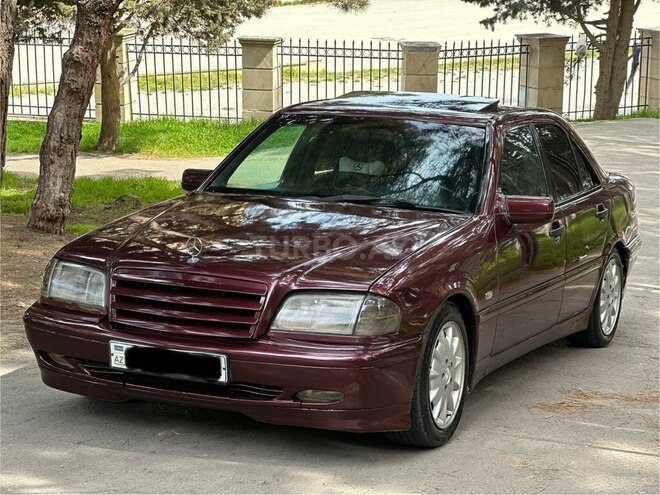 Mercedes C 240 1998, 254,784 km - 2.4 l - Bakı