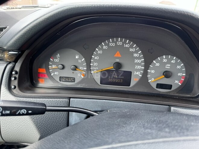 Mercedes E 240 1999, 369,903 km - 2.4 l - Bakı
