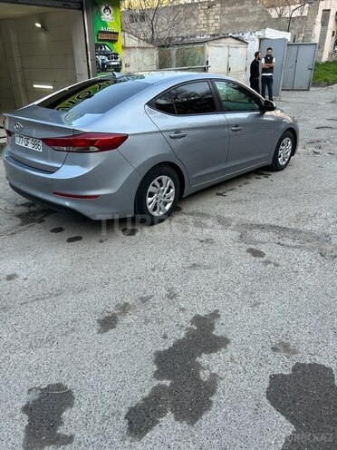 Hyundai Elantra 2016, 130,000 km - 2.0 l - Bakı