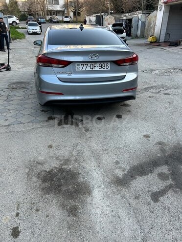 Hyundai Elantra 2016, 130,000 km - 2.0 l - Bakı