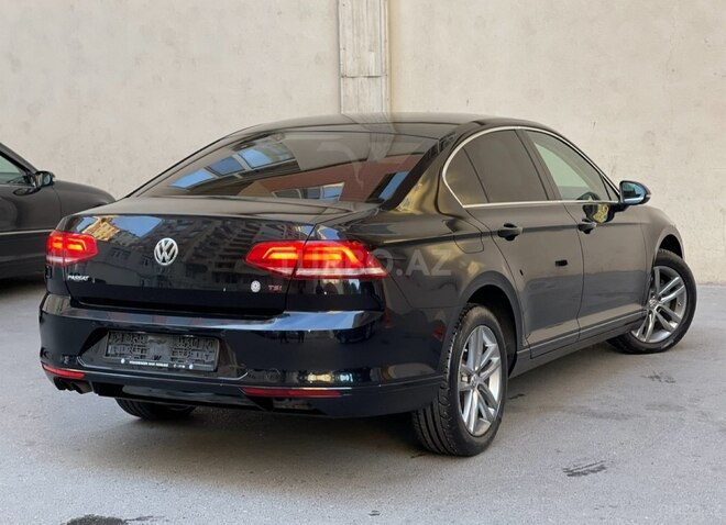 Volkswagen Passat 2017, 209,000 km - 1.8 л - Bakı
