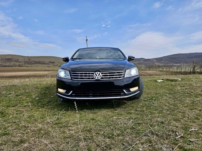 Volkswagen Passat 2013, 173,000 km - 1.8 l - Bakı