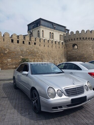 Mercedes E 220 d 2000, 432,789 km - 2.2 л - Bakı