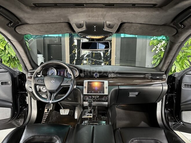 Maserati Quattroporte-13