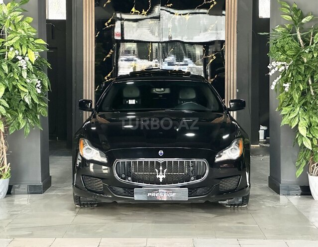Maserati Quattroporte-1