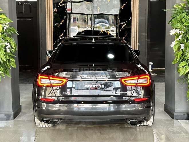 Maserati Quattroporte-10