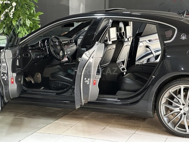 Maserati Quattroporte-17