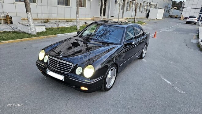 Mercedes E 220 d 2000, 310,000 km - 2.2 л - Bakı